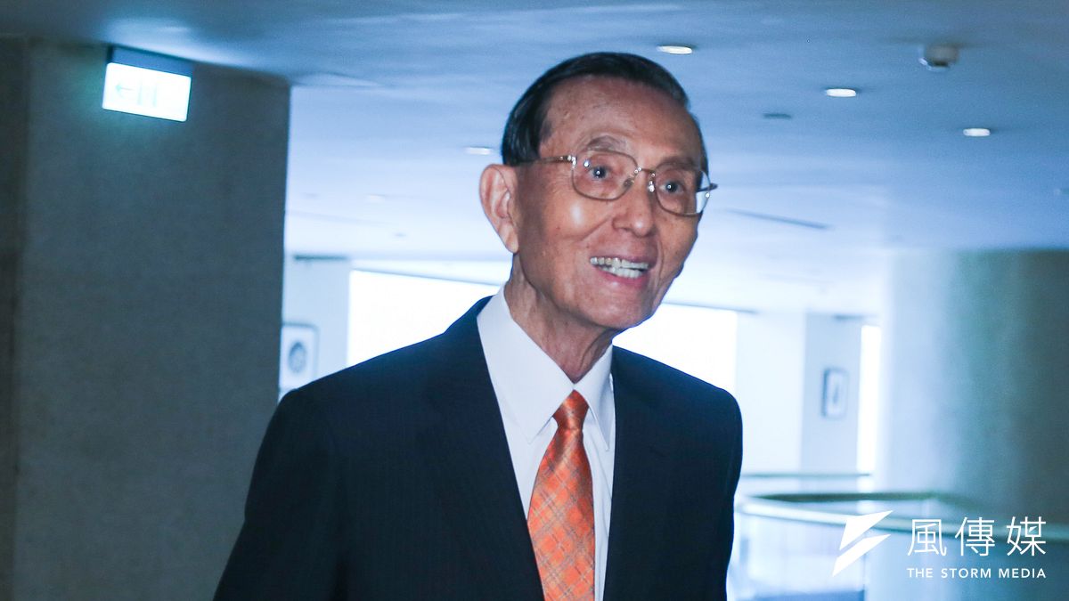 永豐金發表聲明,由前行政院副院長、永豐金最高顧問邱正雄代理董事長。(資料照,陳明仁攝) 永豐金發表聲明,由前行政院副院長、永豐金最高顧問邱正雄代理董事長。(資料照,陳明仁攝)