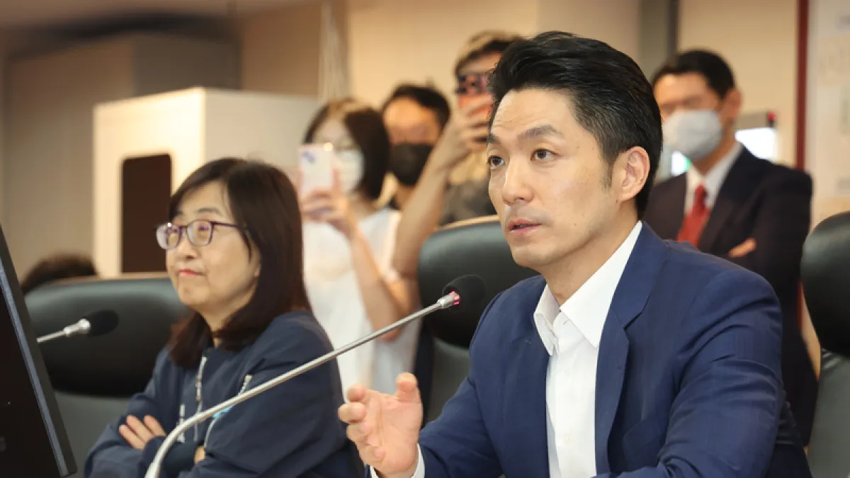 台北市長蔣萬安對「倒閣」情有獨鍾,可惜制度難敵政治現實。(中央社)
