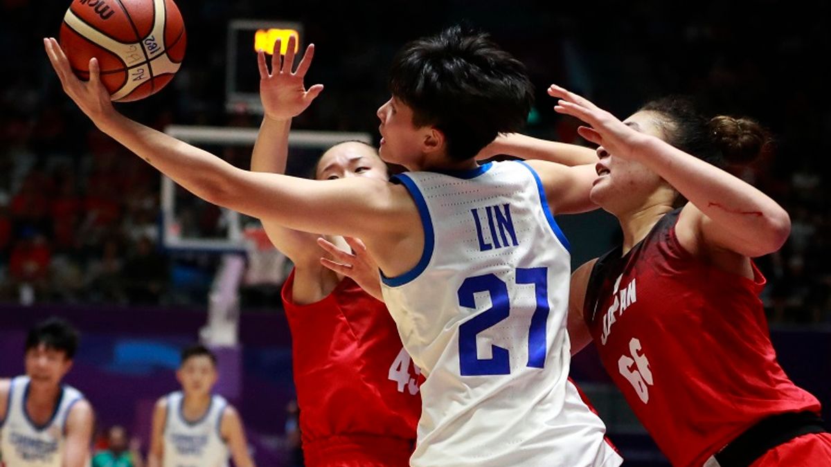 中華女籃在東京奧運女籃亞洲預選賽以1勝2敗的成績作收,無緣進軍東京奧運,但駐馬辦事處也設宴慰勞中華女籃,感謝選手的辛苦付出。 (美聯社) 中華女籃在東京奧運女籃亞洲預選賽以1勝2敗的成績作收,無緣進軍東京奧運,但駐馬辦事處也設宴慰勞中華女籃,感謝選手的辛苦付出。 (美聯社)