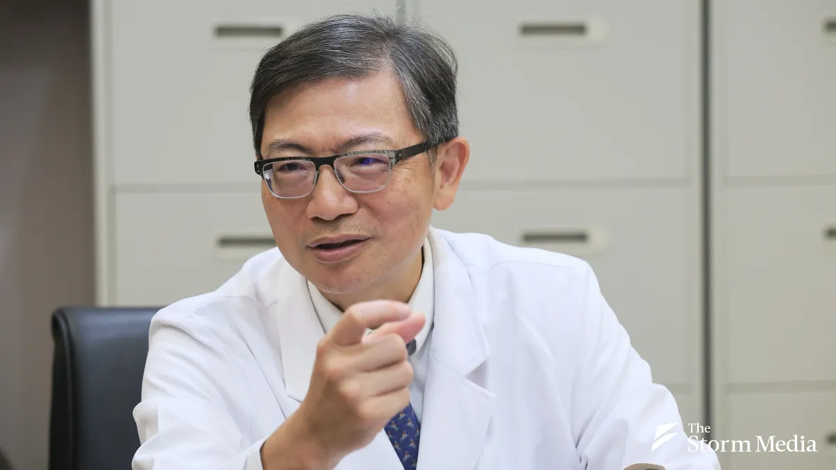 Chen Chin-shing, Director of the Department of Surgery at National Taiwan University Hospital, says the government's free LDCT screening program lacks sufficient accessibility. (Photo by Ko Cheng-hui)