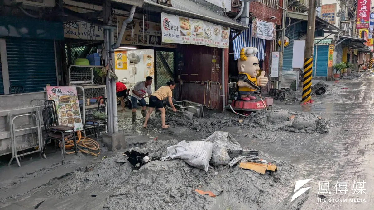 強烈颱風「樺加沙」挾帶豪雨重創花蓮,造成重大傷亡。(顏麟宇攝)