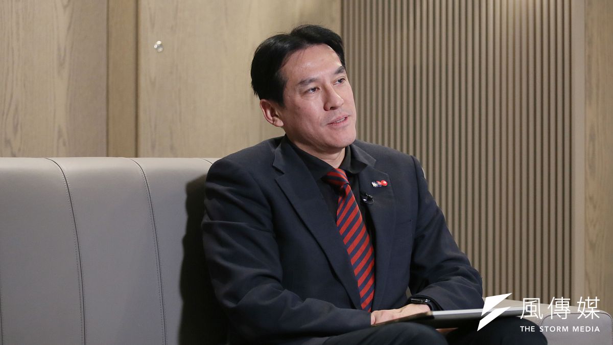 媒體人黃暐瀚(見圖)的母親去年5月被酒駕方姓美髮師撞死。(資料照,柯承惠攝) 媒體人黃暐瀚(見圖)的母親去年5月被酒駕方姓美髮師撞死。(資料照,柯承惠攝)