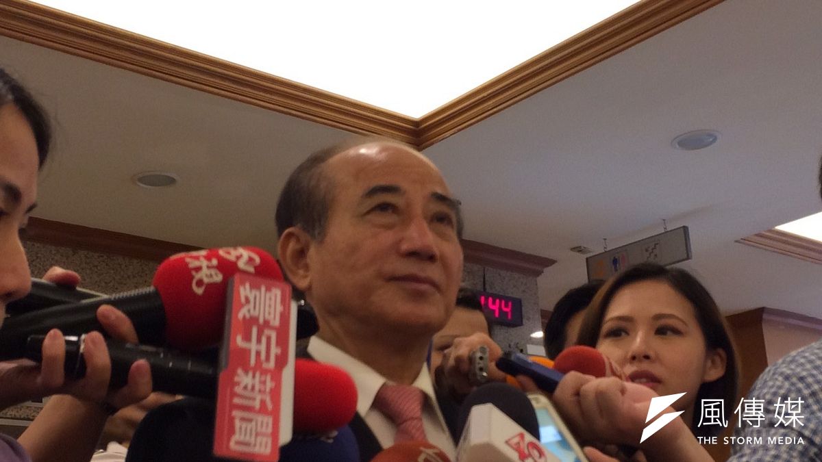 立法院長王金平針對不分區一事接受媒體訪問。(周怡孜攝) 立法院長王金平針對不分區一事接受媒體訪問。(周怡孜攝)