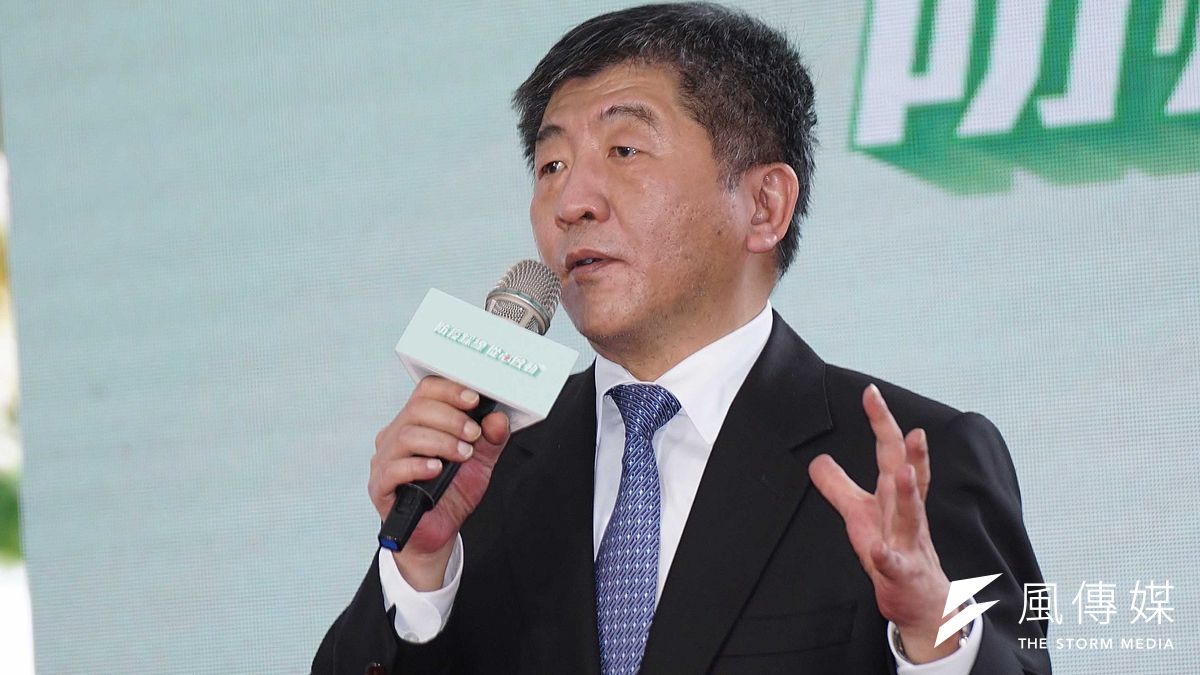 中央流行疫情指揮中心指揮官陳時中(見圖)表示,7日鬆綁生活防疫規範是希望能讓國內走完4波的完整潛伏期。(資料照,盧逸峰攝) 中央流行疫情指揮中心指揮官陳時中(見圖)表示,7日鬆綁生活防疫規範是希望能讓國內走完4波的完整潛伏期。(資料照,盧逸峰攝)