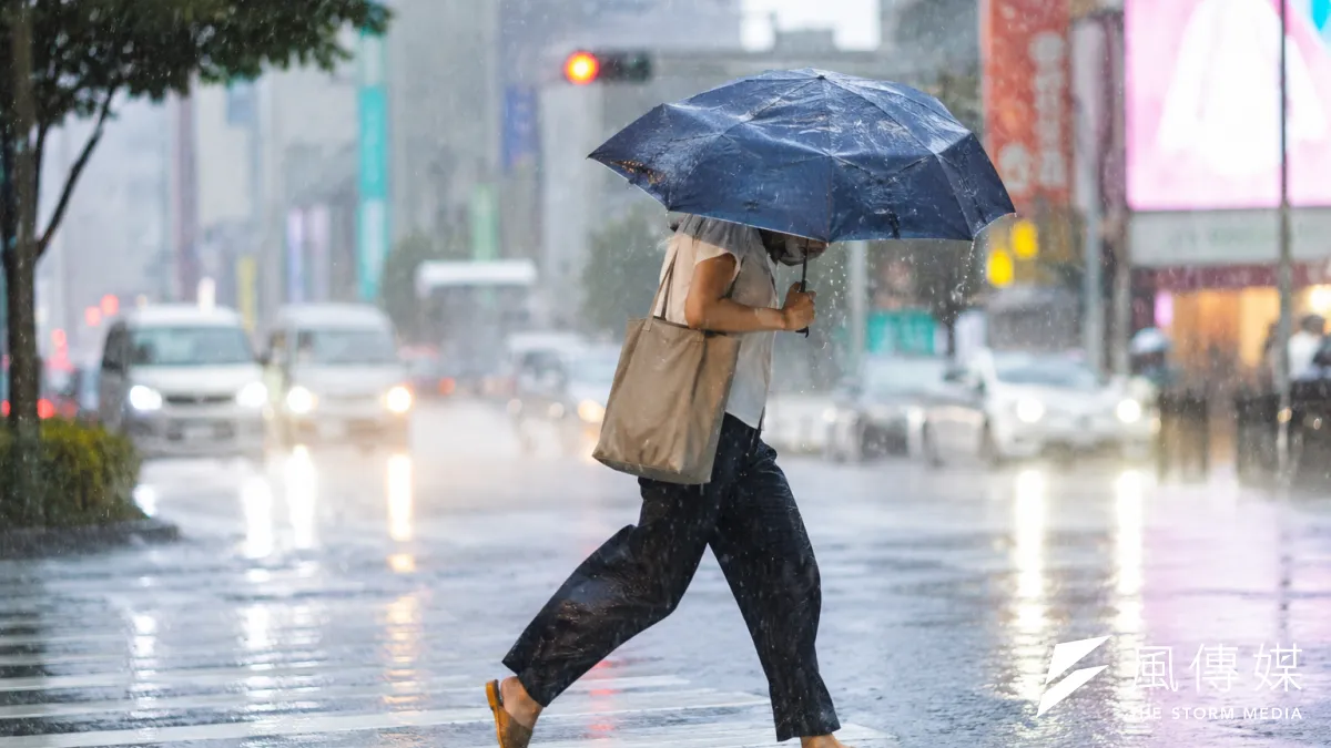 紅霞颱風要來了?(示意圖/AI生成)