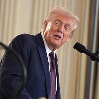 2025年9月29日、アメリカのトランプ大統領がホワイトハウスでイスラエルのネタニヤフ首相と共同記者会見。ハマスに72時間以内の和平案受け入れを最後通告した。(写真/AP通信提供) 2025年9月29日、アメリカのトランプ大統領がホワイトハウスでイスラエルのネタニヤフ首相と共同記者会見。ハマスに72時間以内の和平案受け入れを最後通告した。(写真/AP通信提供)
