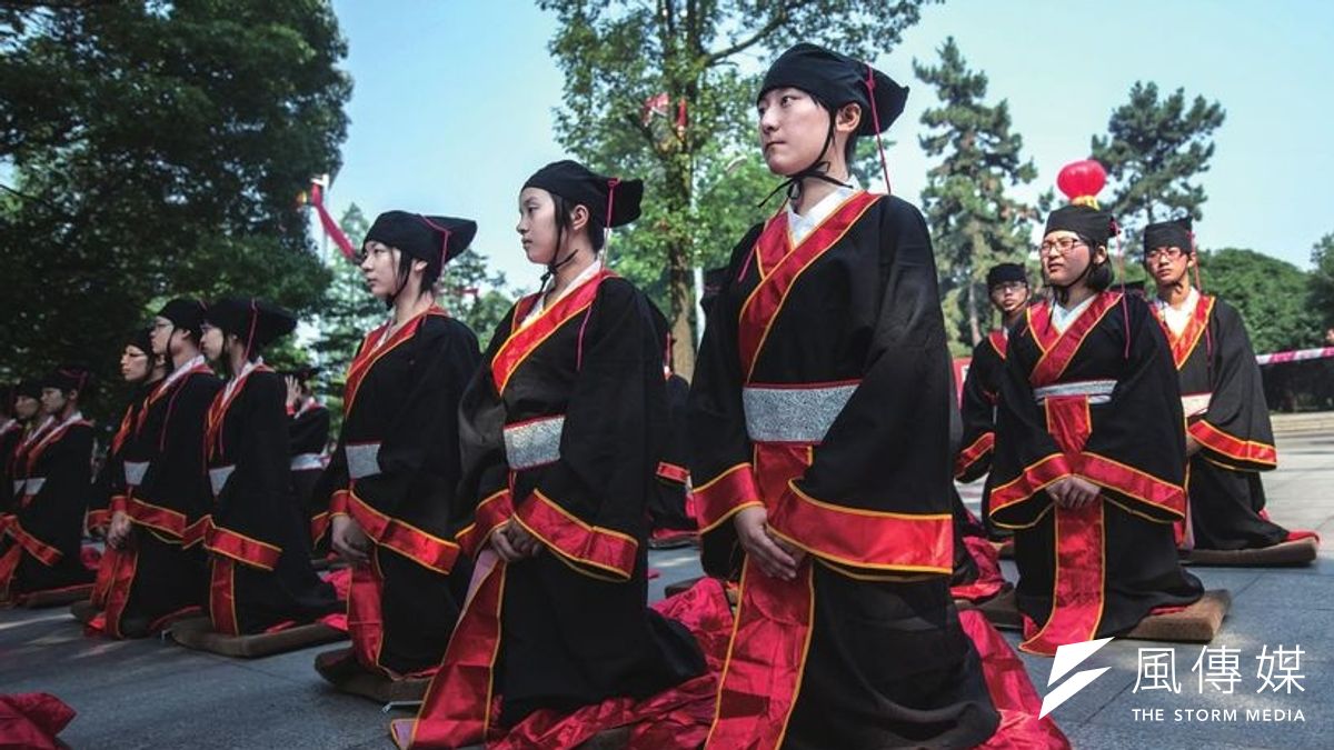 中國家長流行送子女上國學班,但國學班素質堪憂,形成教育亂象。(取自網路) 中國家長流行送子女上國學班,但國學班素質堪憂,形成教育亂象。(取自網路)