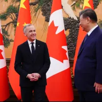 Canadian Prime Minister Mark Carney met with Chinese President Xi Jinping (習近平) at the Great Hall of the People in Beijing. (AP) Canadian Prime Minister Mark Carney met with Chinese President Xi Jinping (習近平) at the Great Hall of the People in Beijing. (AP)