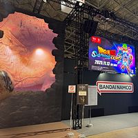 バンダイナムコエンターテインメントは「東京ゲームショウ2025」で『リトルナイトメア3』巨大モンスターベイビーフォトスポットや『CODE VEIN II』シアター体験など多彩な企画を展開し、会場は初日から熱気に包まれている。(写真/黃信維撮影) バンダイナムコエンターテインメントは「東京ゲームショウ2025」で『リトルナイトメア3』巨大モンスターベイビーフォトスポットや『CODE VEIN II』シアター体験など多彩な企画を展開し、会場は初日から熱気に包まれている。(写真/黃信維撮影)