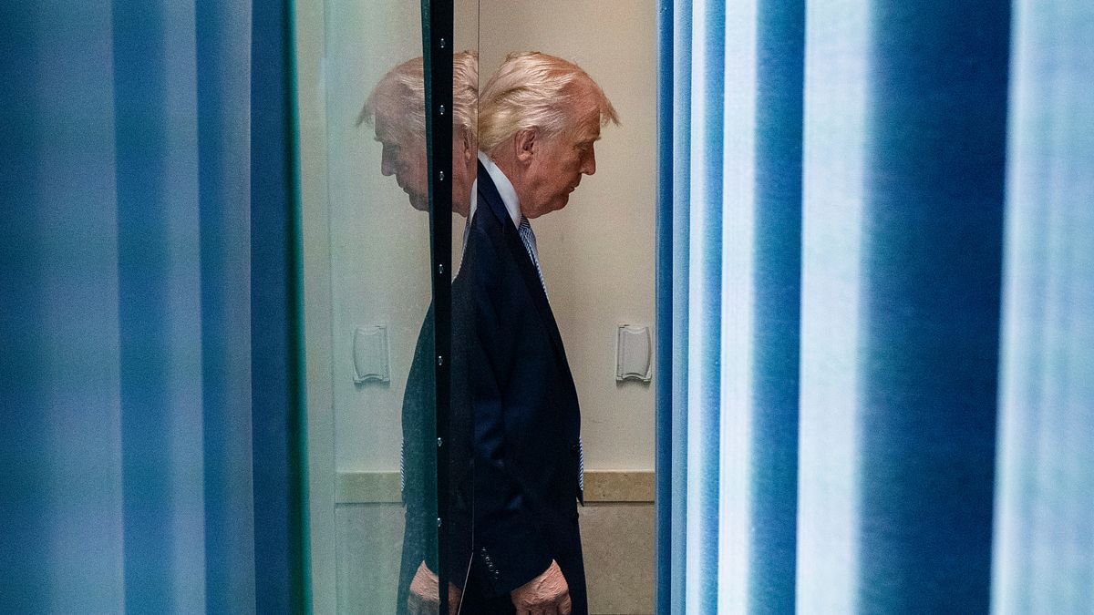 把伊朗炸回石器時代?川普這回又TACO!貼文宣布「暫停轟炸兩週」:這是巴基斯坦求我的