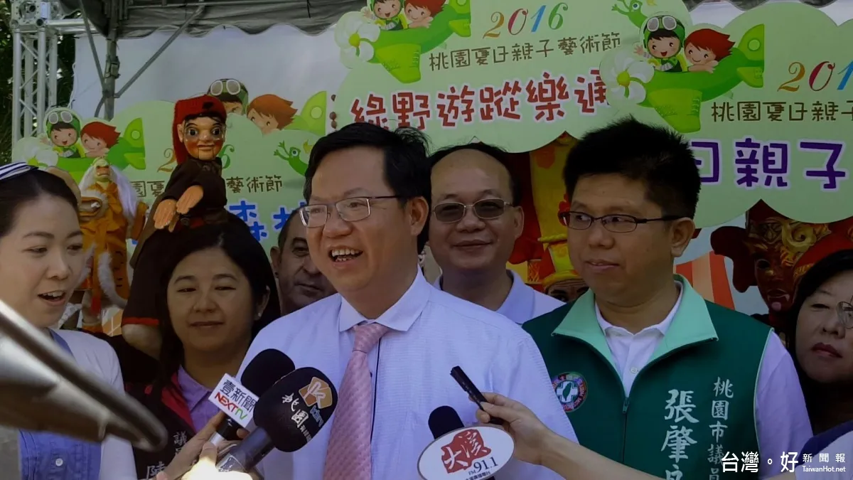 空服員工會恐提長榮勞資協商 鄭文燦:對企業是好事