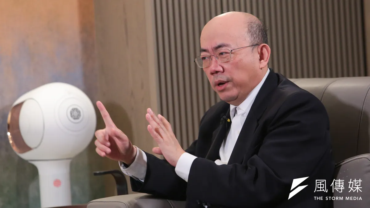 耶魯大學政治學博士郭正亮1日出席黃暐瀚《下班瀚你聊》政論節目。(顏麟宇攝)