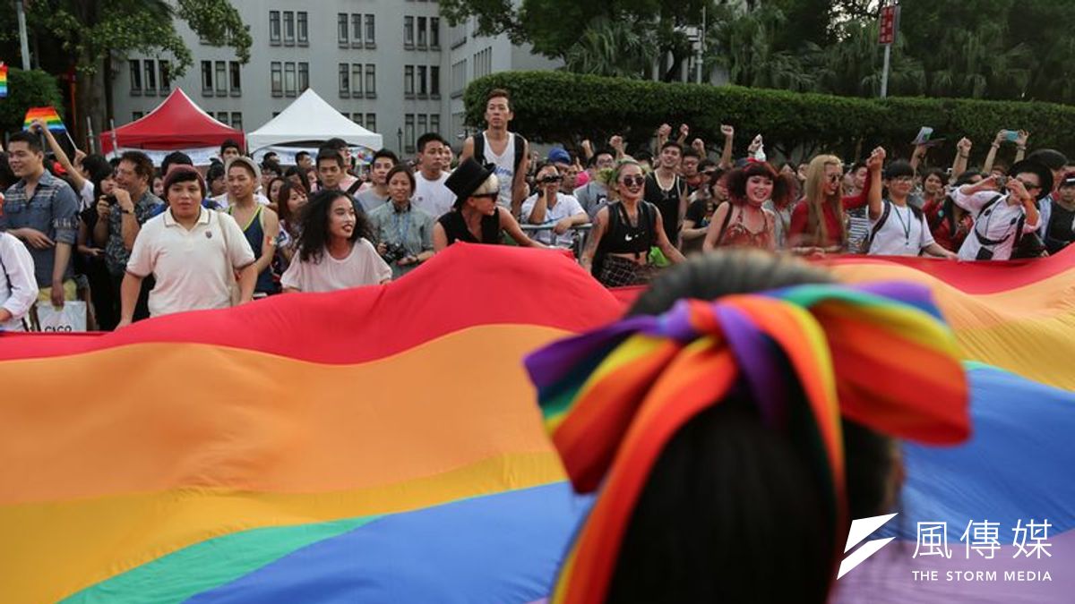 高雄市政府對同志釋出善意,想結婚的同志伴侶,可到高雄戶政事務所進行「所內登記」。(資料照,余志偉攝) 高雄市政府對同志釋出善意,想結婚的同志伴侶,可到高雄戶政事務所進行「所內登記」。(資料照,余志偉攝)