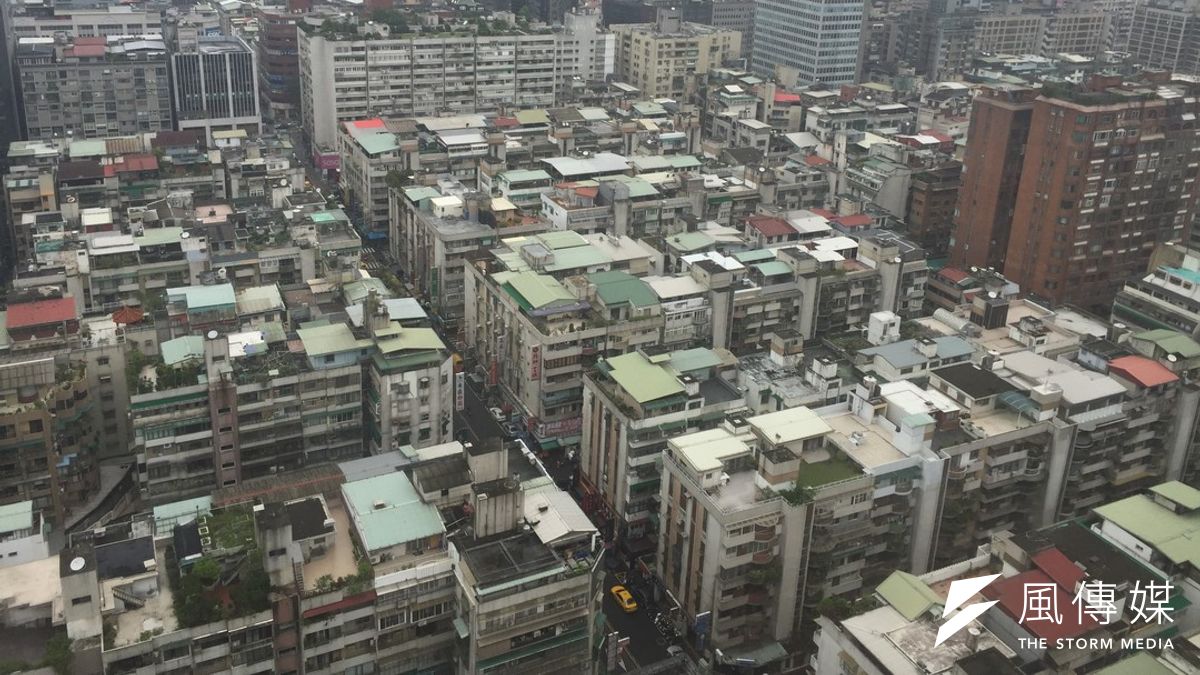 房市反轉、經濟低迷,政府又想再拉房市救經濟。(呂紹煒攝) 房市反轉、經濟低迷,政府又想再拉房市救經濟。(呂紹煒攝)