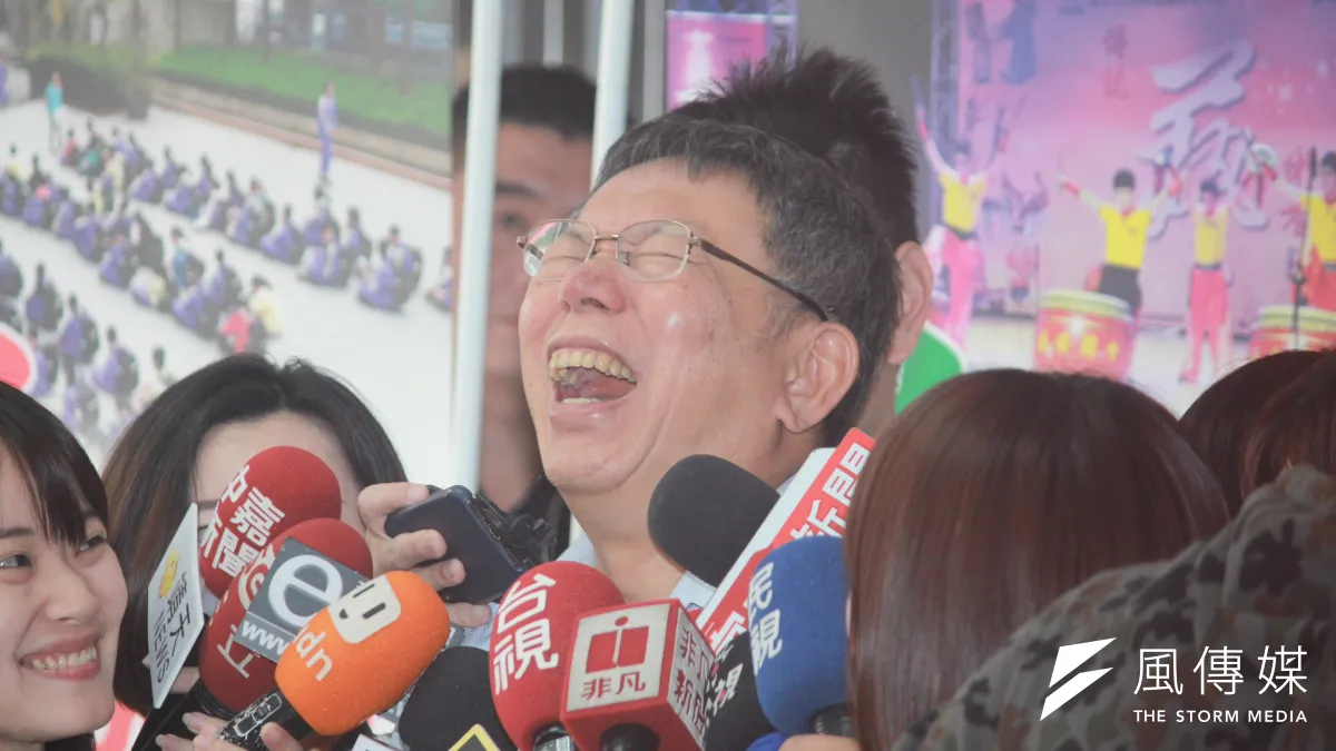 台北市柯文哲21日上午參加台北市電器商業同業公會活動。(方炳超攝)