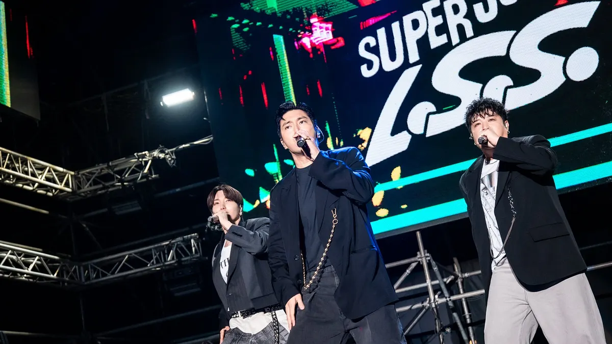 「閃耀新北1314跨河煙火」壓軸登場韓流帝王SUPER JUNIOR-L.S.S.,全臺獨家演出嗨翻全場。(圖/新北市政府文化局)