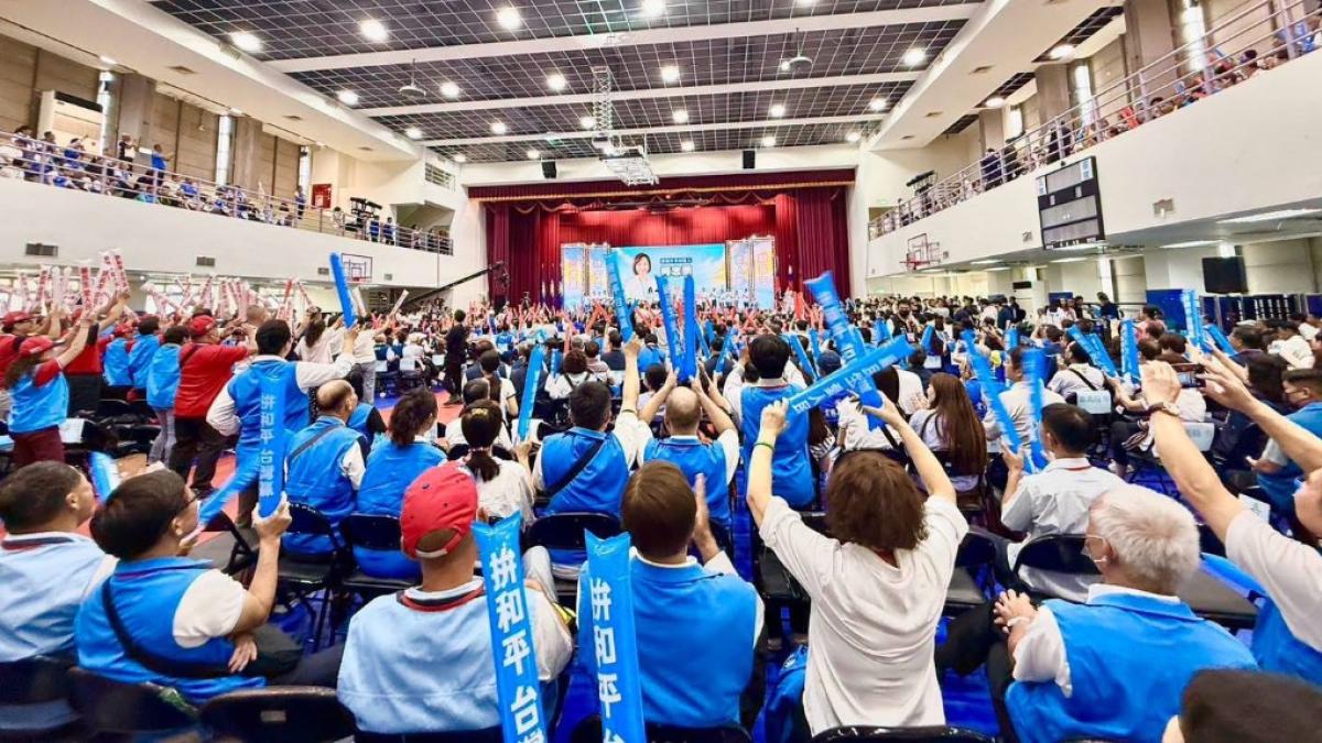 國民黨全代會正式提名柯志恩參選高雄市長 高舉「同舟共濟」象徵團結迎戰2026
