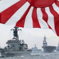 日本防衛省が2025年に発表した公式『防衛白書』において、台海に関する内容が大幅に拡充された。画像は日本海上自衛隊の軍艦(BBC中文版) 日本防衛省が2025年に発表した公式『防衛白書』において、台海に関する内容が大幅に拡充された。画像は日本海上自衛隊の軍艦(BBC中文版)