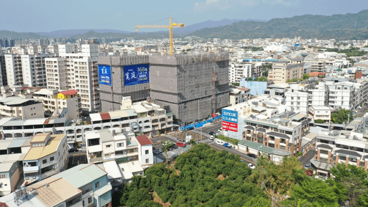 「佳鏵寬庭」採先建後售,預計明年3月交屋。(圖/佳鏵寬庭提供) 「佳鏵寬庭」採先建後售,預計明年3月交屋。(圖/佳鏵寬庭提供)