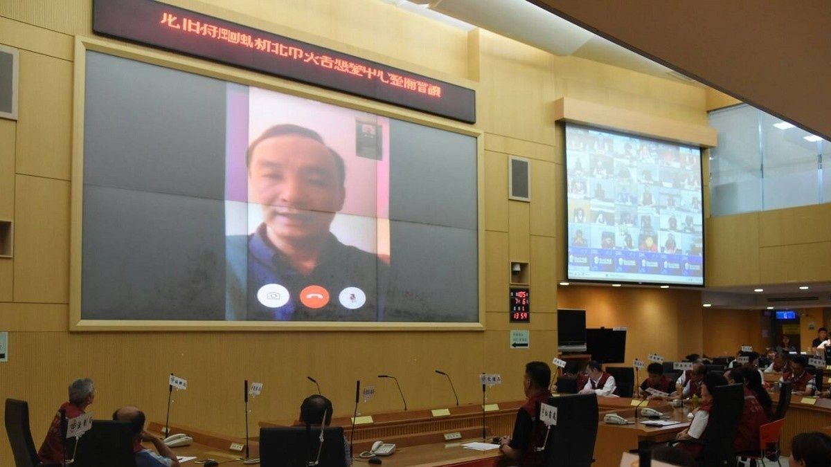 強颱尼伯特來襲 朱立倫取消德國參訪行程搭機回台 強颱尼伯特來襲 朱立倫取消德國參訪行程搭機回台