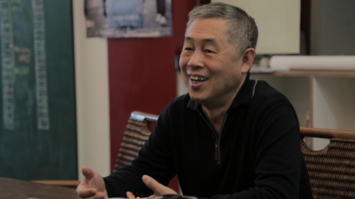 杜篤之笑著談論著自己這一路走來的經驗。(圖/劉翊安攝) 杜篤之笑著談論著自己這一路走來的經驗。(圖/劉翊安攝)