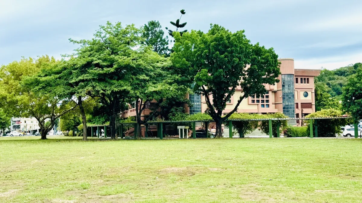 清華大學擬落腳舊左營國中。(圖/高市都發局提供)