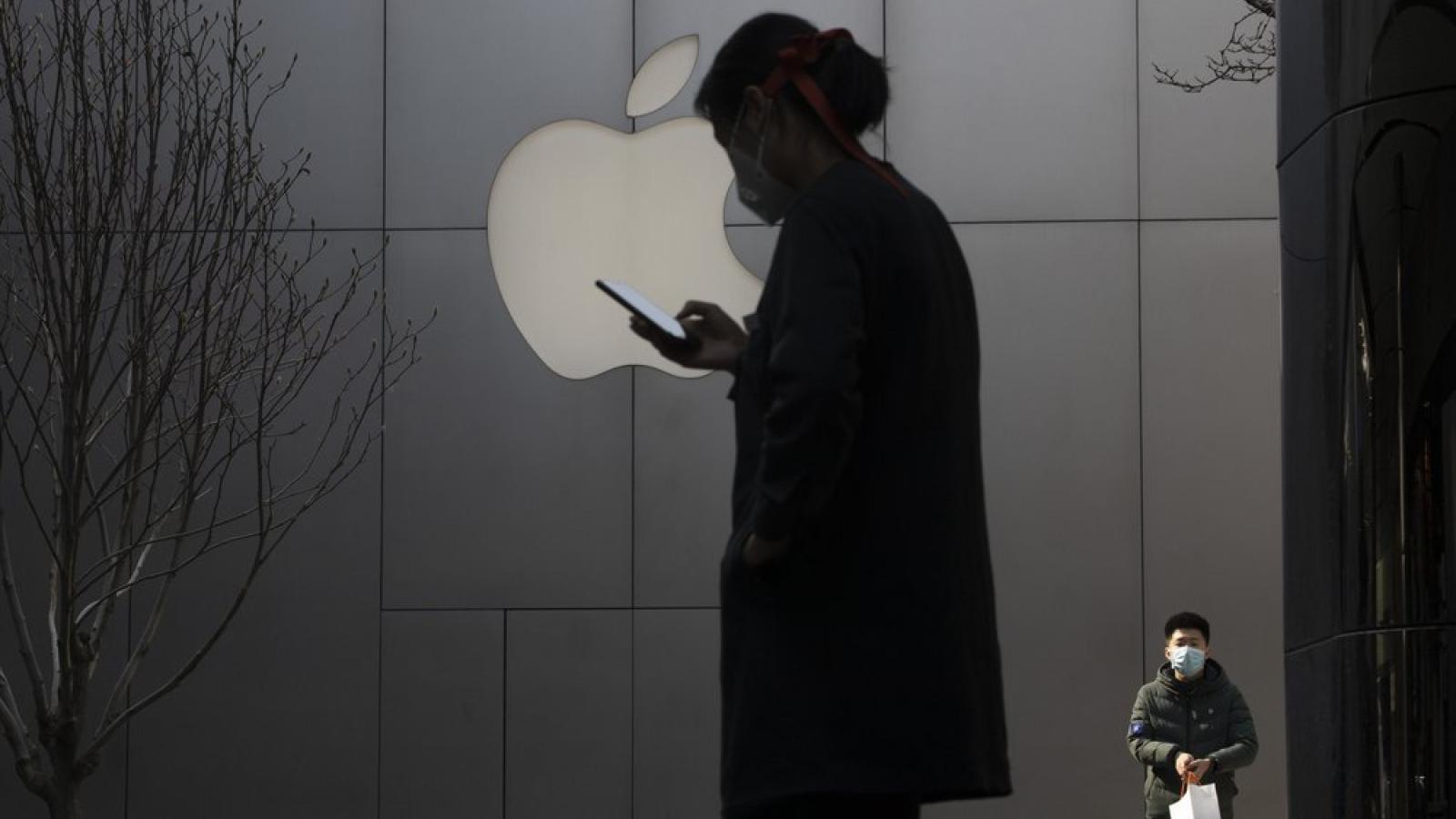 AI狂潮的代價?蘋果摺疊iPhone上看2000美元,科技產品「越買越貴」恐成新常態