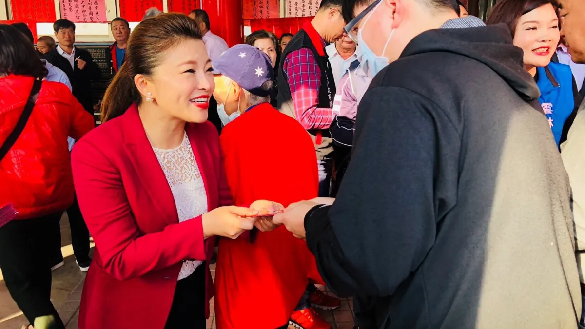 是否回鍋參選雲林海線立委,前國民黨立委張嘉郡表示正在評估中。(取自張嘉郡臉書)