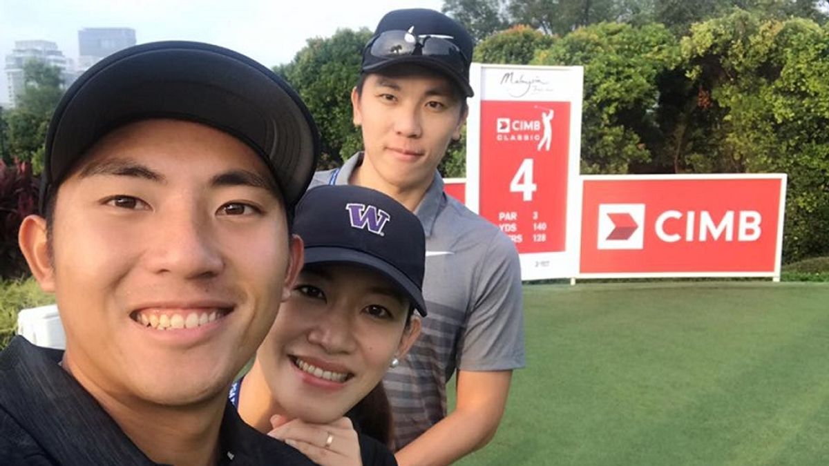 我國高球好手潘政琮參加在馬來西亞吉隆坡舉行的CIMB菁英賽,找來了哥哥潘福強擔任桿弟,首輪潘政琮以-7桿的成績並列第3。 (圖/取自潘政琮臉書) 我國高球好手潘政琮參加在馬來西亞吉隆坡舉行的CIMB菁英賽,找來了哥哥潘福強擔任桿弟,首輪潘政琮以-7桿的成績並列第3。 (圖/取自潘政琮臉書)