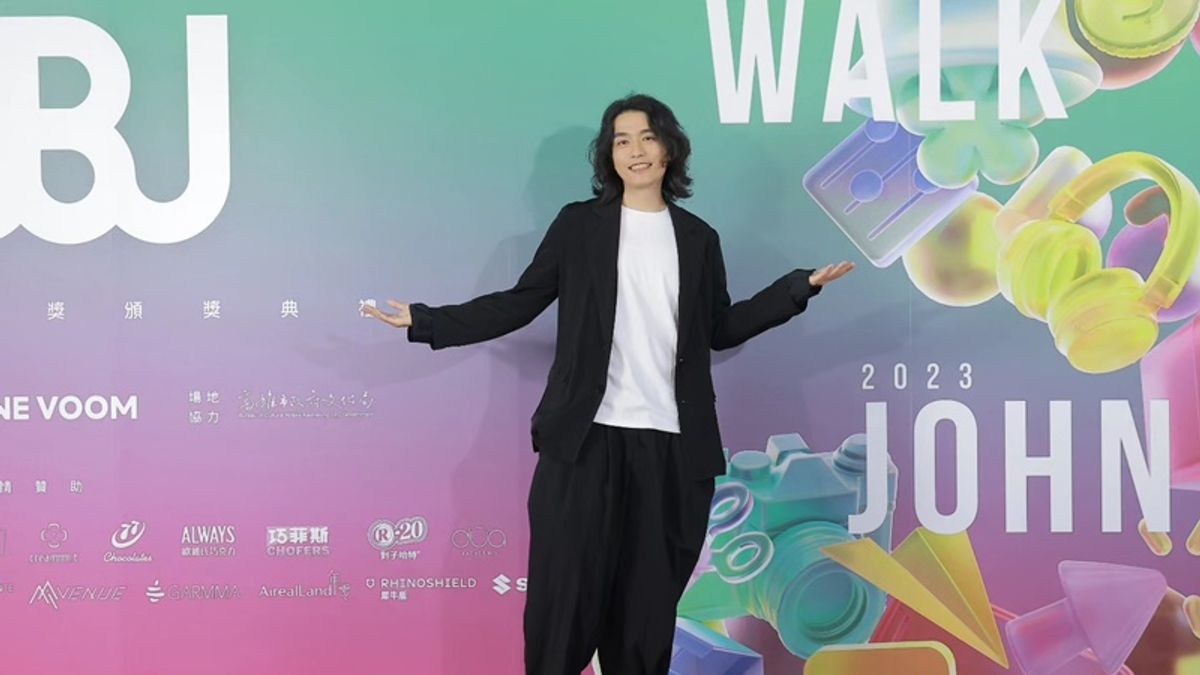 RJ以本土又無厘頭的影片走紅。(圖/翻攝自FB/RJ 廉傑克曼) RJ以本土又無厘頭的影片走紅。(圖/翻攝自FB/RJ 廉傑克曼)