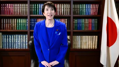 自民黨總裁高市早苗(見圖)經歷「自公聯盟」解體的亂流後,最終還是成功籌組新政權入主首相官邸。(資料照,美聯社)
