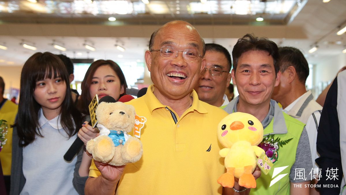 民進黨新北市長參選人蘇貞昌7日出席天元道脈愛心園遊會。(顏麟宇攝) 民進黨新北市長參選人蘇貞昌7日出席天元道脈愛心園遊會。(顏麟宇攝)