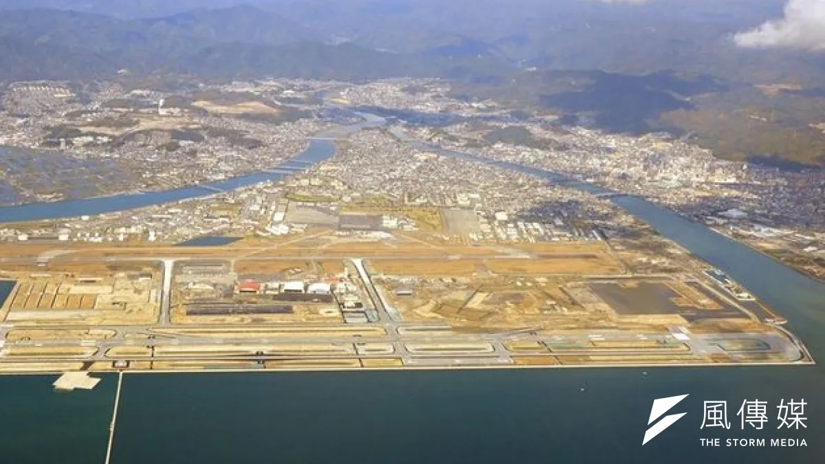 日本本州的岩國空軍基地,未來將成為遠東地區規模最大的美軍基地,駐紮軍機高達127架。(圖:維基百科)