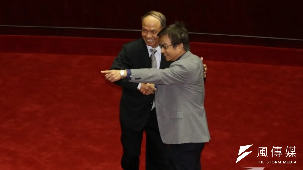 行政院會今(21)日通過104年度中央政府總預算,財政部長張盛和表示,因經濟成長及落實財政健全方案,明年度總預算具5大特色。(資料照片,余志偉攝)
