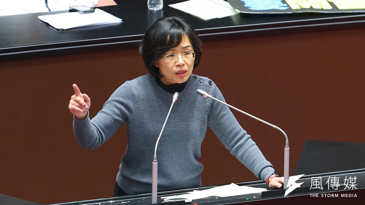 民進黨立委蘇巧慧批評,國民黨版財劃法少給新北200億元,民眾黨立委黃國昌則說,在她口中被痛罵的國民黨,幫新北市增加374億。(資料照,顏麟宇攝)