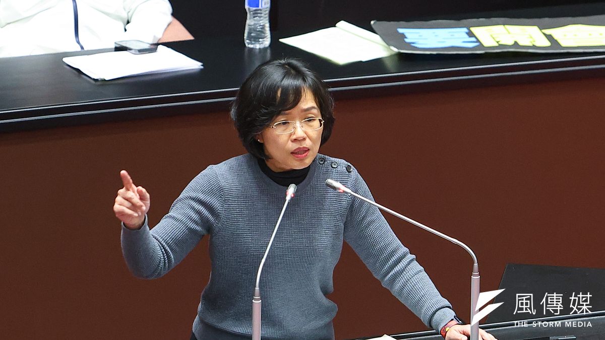 民進黨立委蘇巧慧批評,國民黨版財劃法少給新北200億元,民眾黨立委黃國昌則說,在她口中被痛罵的國民黨,幫新北市增加374億。(資料照,顏麟宇攝) 民進黨立委蘇巧慧批評,國民黨版財劃法少給新北200億元,民眾黨立委黃國昌則說,在她口中被痛罵的國民黨,幫新北市增加374億。(資料照,顏麟宇攝)