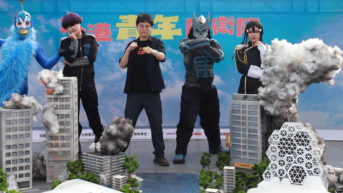 特攝美學降臨港都!「大港青年防衛隊」駁二引爆人潮 虛實互動狂吸青創買氣