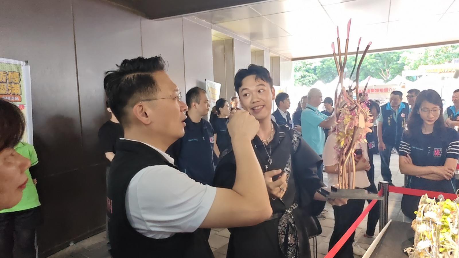家中泥作木作常自己來!桃園技藝競賽出爐 蘇俊賓:達人技藝AI強也取代不了