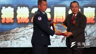 前國防部長李天羽(右)病逝。(蘇仲泓攝)
