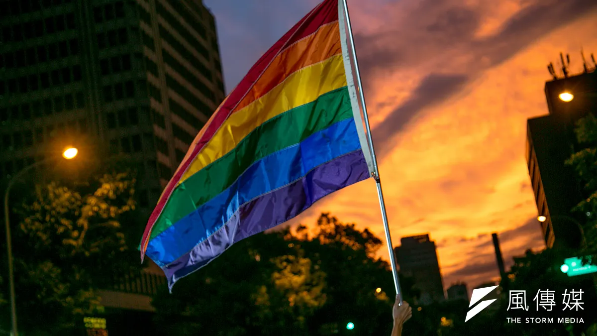 通過平權法案的國家並沒有因此失去原先婚姻制度所保障的權益,其實那種會造成什麼家庭制度崩解、亡國滅種的傳言,全都只是虛妄的幻覺罷了。(資料照,余志偉攝) 通過平權法案的國家並沒有因此失去原先婚姻制度所保障的權益,其實那種會造成什麼家庭制度崩解、亡國滅種的傳言,全都只是虛妄的幻覺罷了。(資料照,余志偉攝)