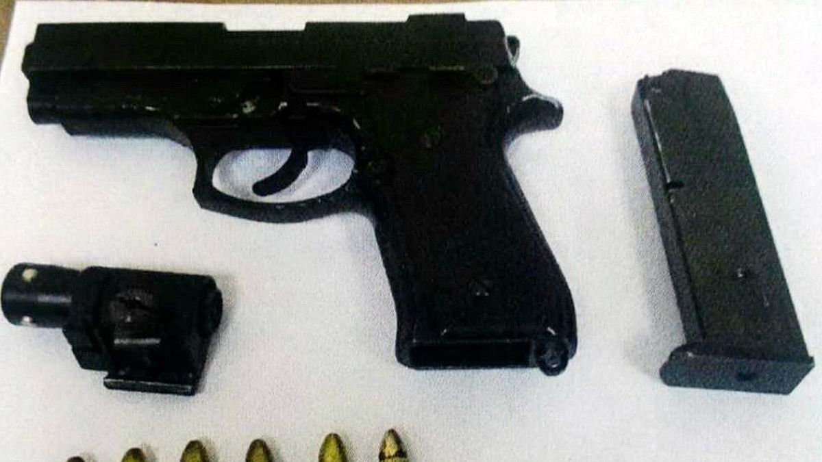 員警好眼力 隔窗認出通緝犯手到擒來 員警好眼力 隔窗認出通緝犯手到擒來