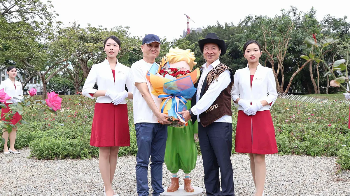 東海大学は1日、「東海ミルクフェスティバルカーニバル、星の王子さまローズガーデン」開幕式を開催した。(写真:東海大学) 東海大学は1日、「東海ミルクフェスティバルカーニバル、星の王子さまローズガーデン」開幕式を開催した。(写真:東海大学)