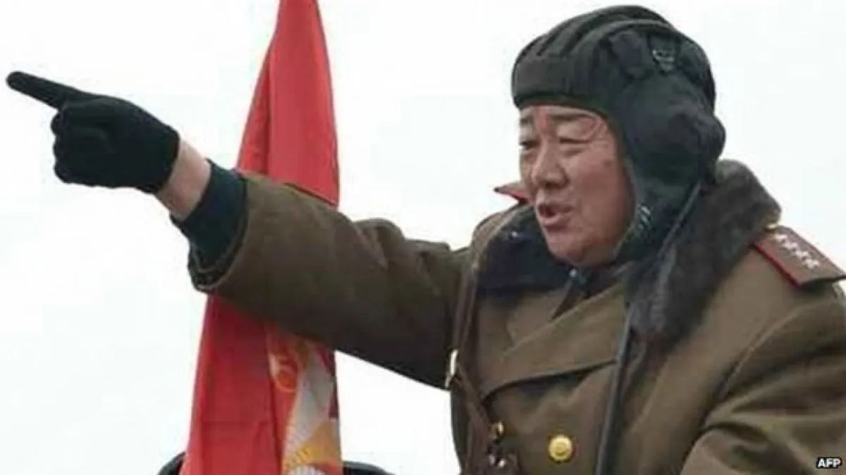 玄永哲1966年參軍。先後擔任過營指揮官和旅指揮官。(BBC中文網)