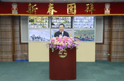 20260223-臺灣土地銀行董事長何英明於新春團拜致詞並向全體員工致上新春祝福。(土銀提供)