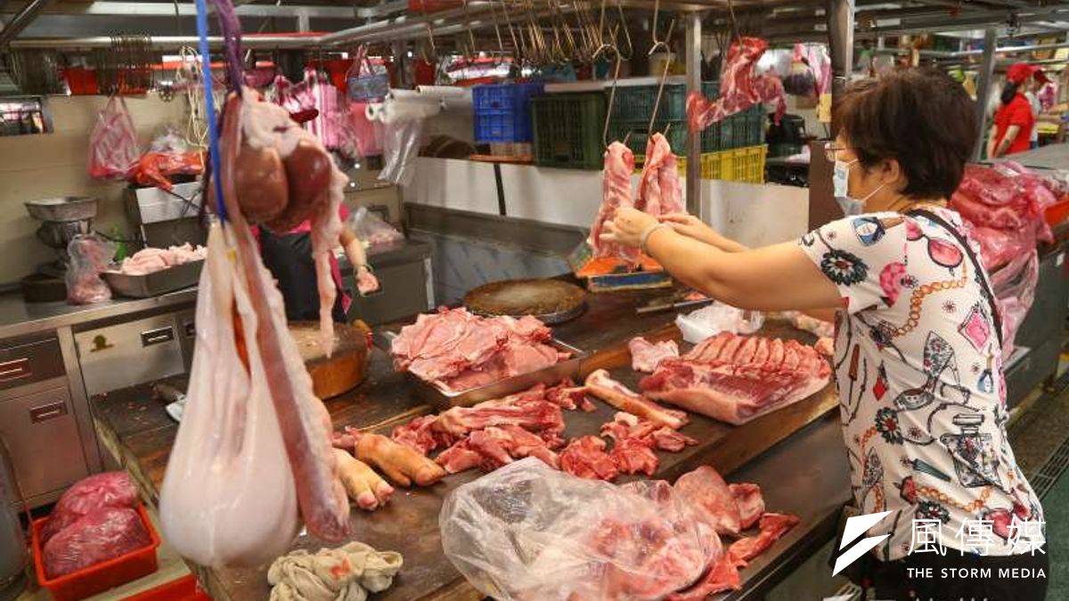 根據一般庶民的生活經驗,價格調漲「開弓沒有回頭箭」,未來物價恐怕易漲難跌。(資料照/顏麟宇) 根據一般庶民的生活經驗,價格調漲「開弓沒有回頭箭」,未來物價恐怕易漲難跌。(資料照/顏麟宇)