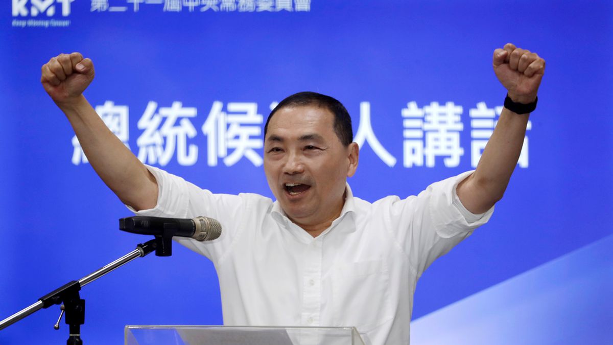 國民黨總統候選人侯友宜才被徵召,民調就顯著下滑。(美聯社) 國民黨總統候選人侯友宜才被徵召,民調就顯著下滑。(美聯社)