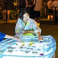 麻布台ヒルズは、夏の恒例イベント「納涼祭り2025」を8月8日(金)から11日(月・祝)まで開催する。(写真/麻布台ヒルズPR事務局提供) 麻布台ヒルズは、夏の恒例イベント「納涼祭り2025」を8月8日(金)から11日(月・祝)まで開催する。(写真/麻布台ヒルズPR事務局提供)