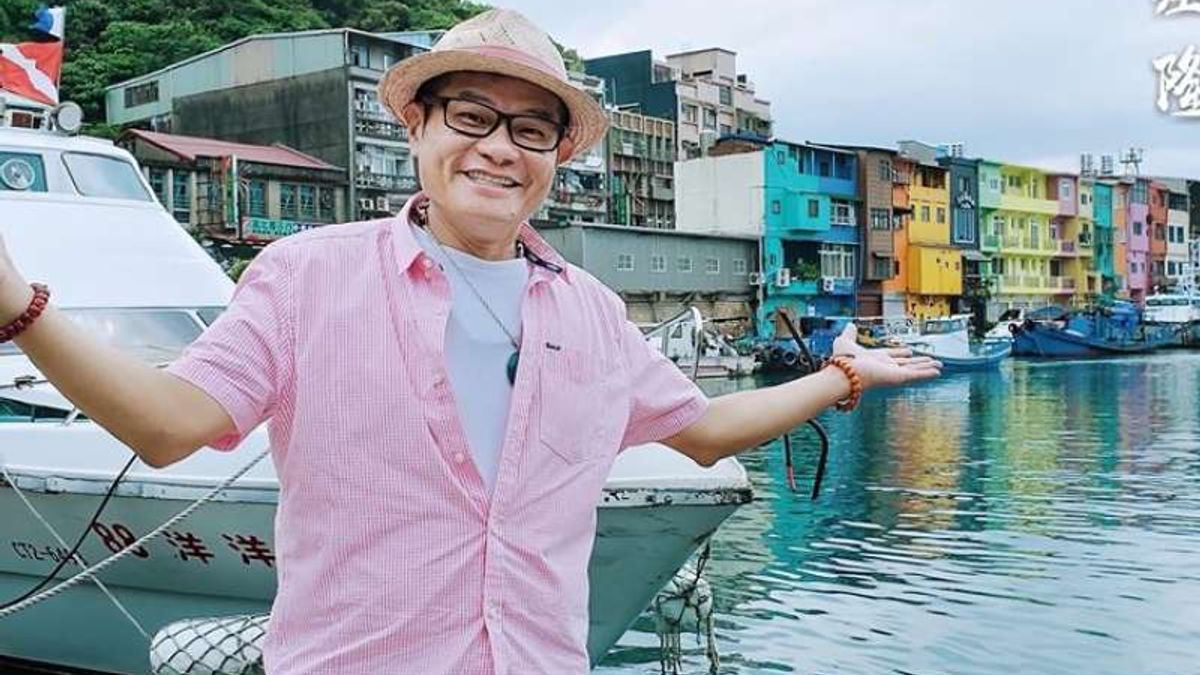 嘉義縣舉辦「嘉我好漾青年名人論壇」,邀請藝人許效舜與青年分享他的人生經歷和演藝心得。(圖/許效舜筍絲團臉書) 嘉義縣舉辦「嘉我好漾青年名人論壇」,邀請藝人許效舜與青年分享他的人生經歷和演藝心得。(圖/許效舜筍絲團臉書)