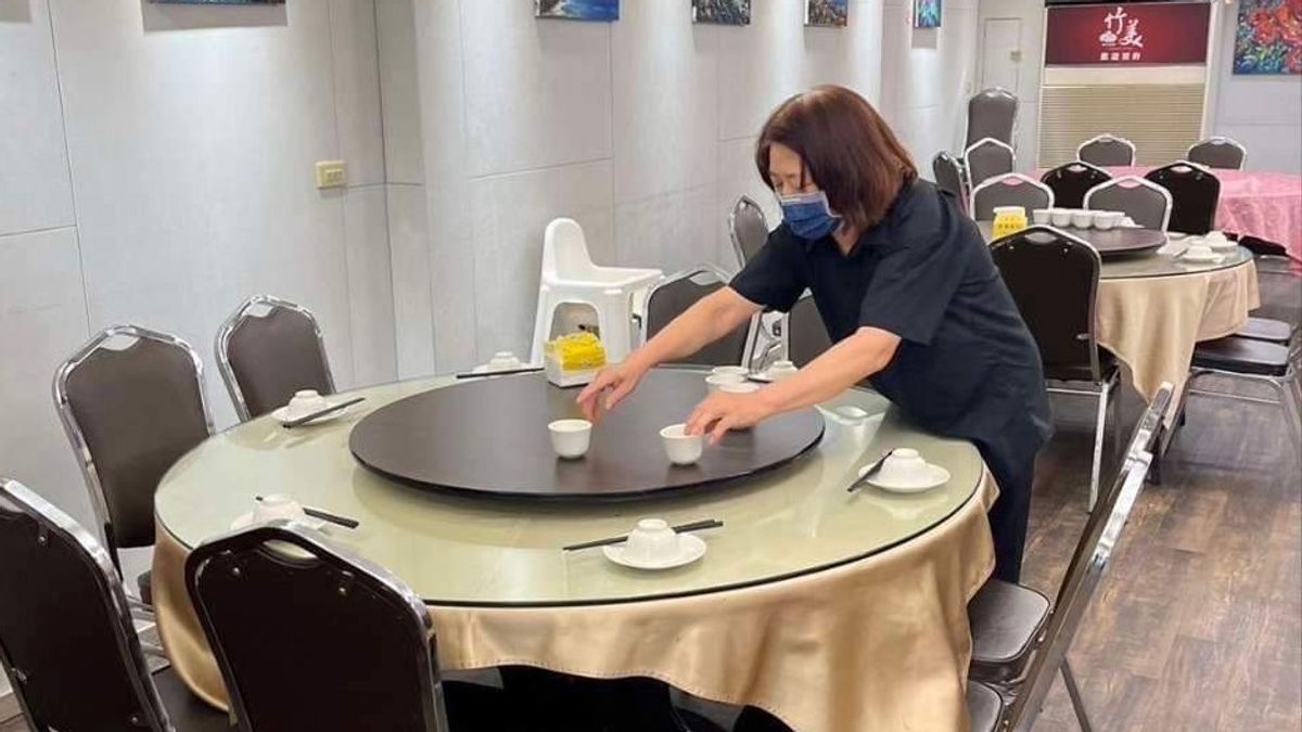 阿華憑藉著努力工作態度獲得老闆肯定。(圖/勞動力發展署桃竹苗分署提供) 阿華憑藉著努力工作態度獲得老闆肯定。(圖/勞動力發展署桃竹苗分署提供)