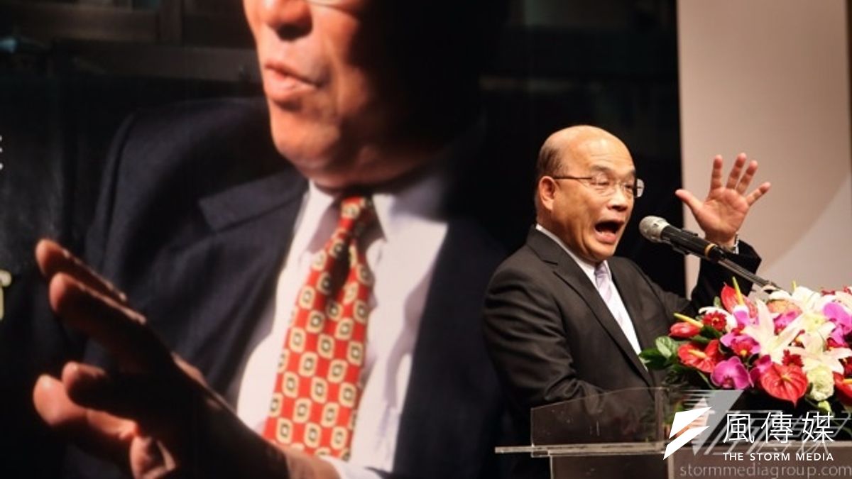 根據民進黨中央的時程規劃,此次比起前2屆總統初選時程,大幅提前1個月。對此,蘇貞昌受訪時直言「為什麼要這麼趕?」。圖為蘇貞昌27日出席吳豐山新書發表會。(吳逸驊攝) 根據民進黨中央的時程規劃,此次比起前2屆總統初選時程,大幅提前1個月。對此,蘇貞昌受訪時直言「為什麼要這麼趕?」。圖為蘇貞昌27日出席吳豐山新書發表會。(吳逸驊攝)